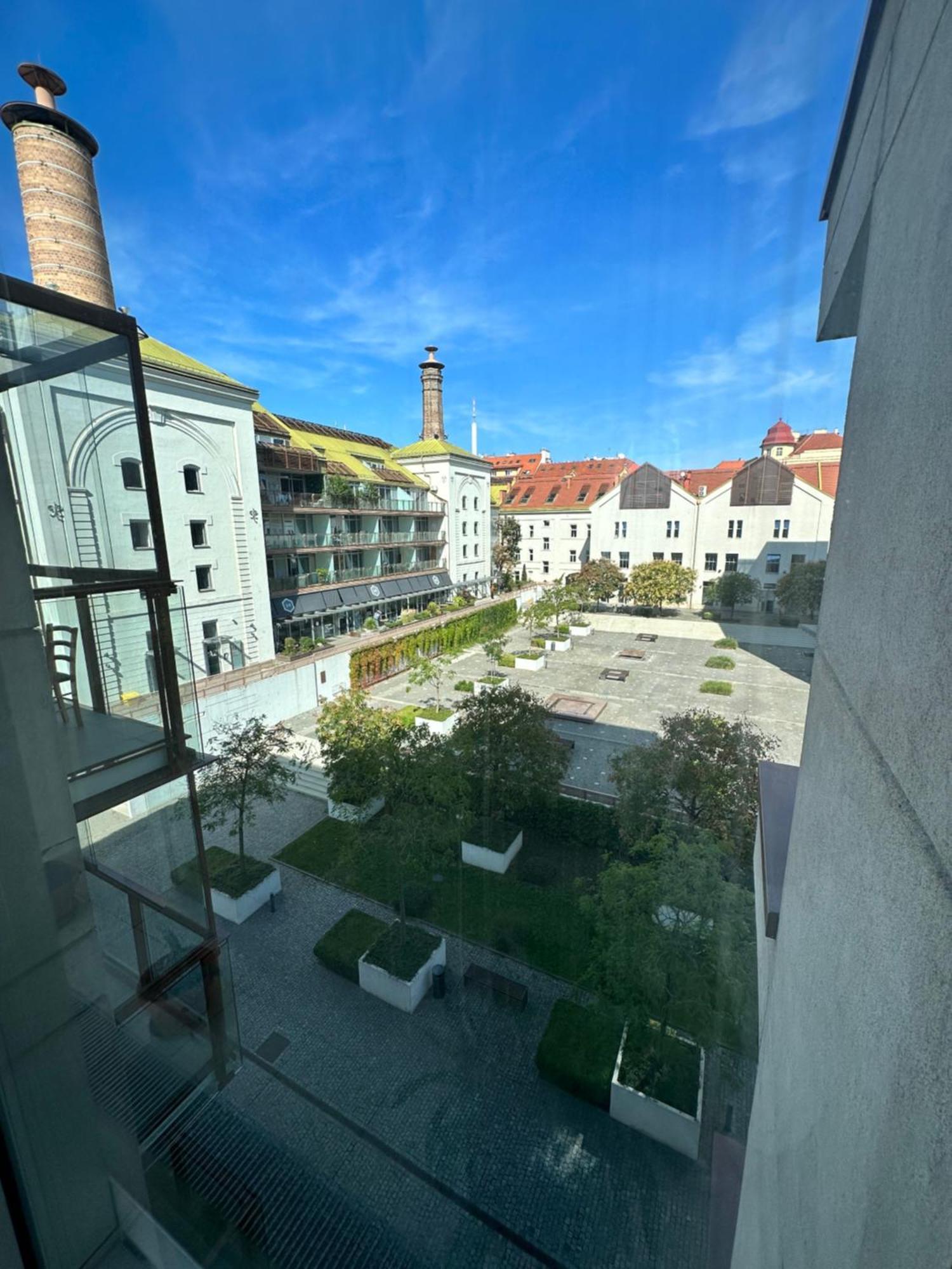 Cozy Apartment Praga Exterior foto